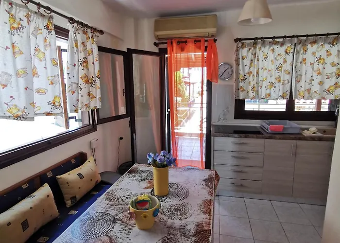 Apartment Orange_blue_аpartment N2 Near Sea *